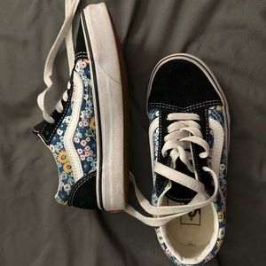 Kids size 13 floral vans shoes- WORN ONCE